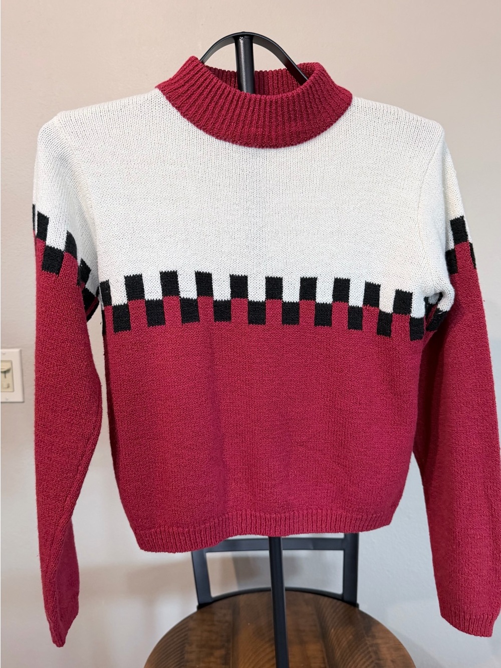 Vintage Soin Women's Red and White Checker Knit Sweater